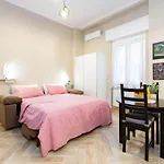 Appartement Andrea's House Via Ruggeri 17